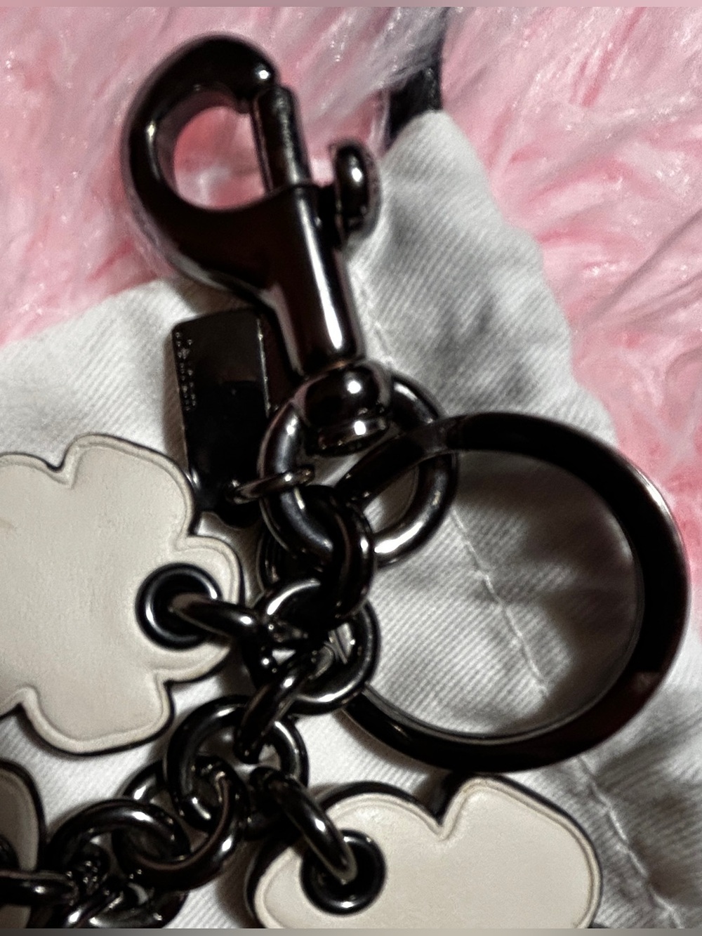 COACH TEA ROSE MIX BAG CHARM- CHALK/ELM - Picture 10 of 12